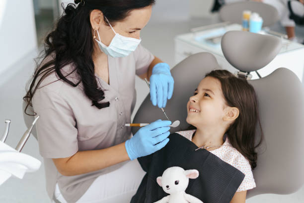 Best Cracked Tooth Emergency Dentist  in Necedah, WI